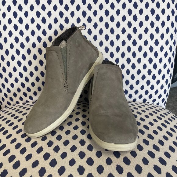 OluKai Shoes - Olukai Green Booties Size 9 Wide